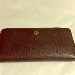 Tory Burch black wallet